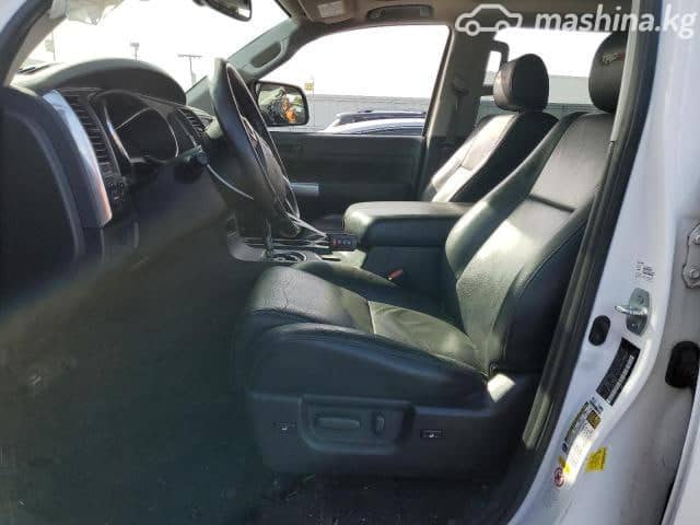 Toyota Sequoia II Рестайлинг 5.7 AT 4WD