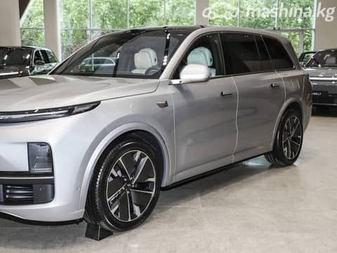 LiXiang L9 Рестайлинг 1.5hyb AT 4WD