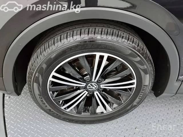 Volkswagen Tiguan II Рестайлинг 2.0d AMT 4WD