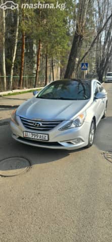 Hyundai Sonata VI (YF) 2.0 AT Газ