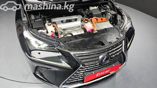Lexus NX I Рестайлинг 300h 2.5hyb CVT 4WD
