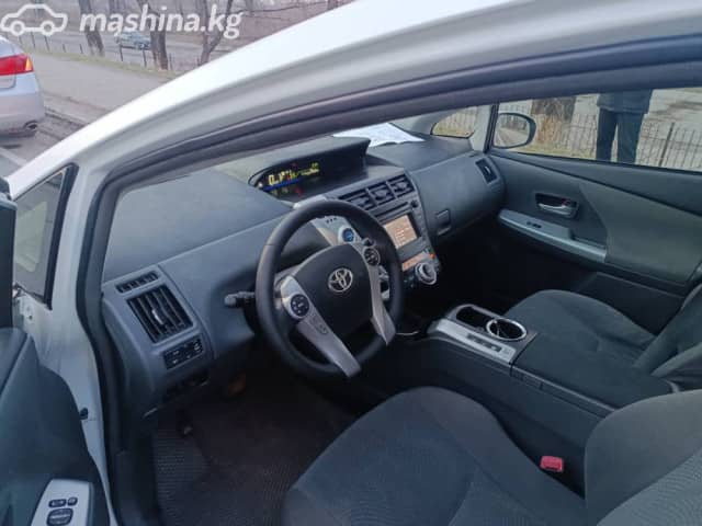 Toyota Prius III Рестайлинг (XW30) Plug-in Hybrid 1.8hyb AT