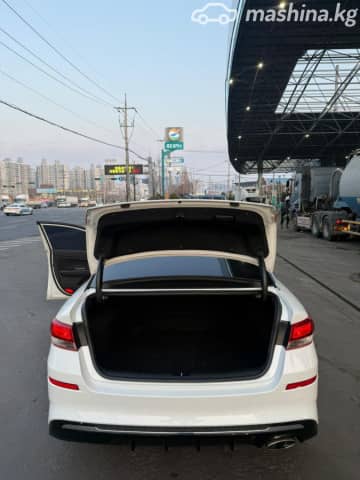 Kia K5 II 2.0 AT