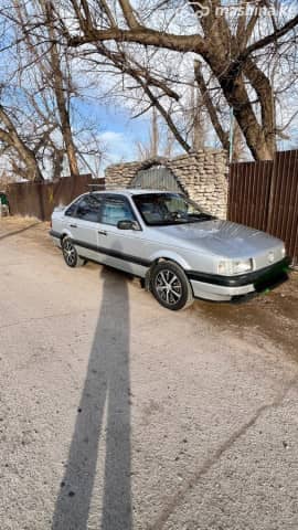 Volkswagen Passat B3 2.0 MT