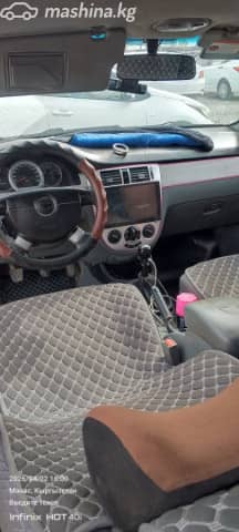 Chevrolet Lacetti 1.6 MT