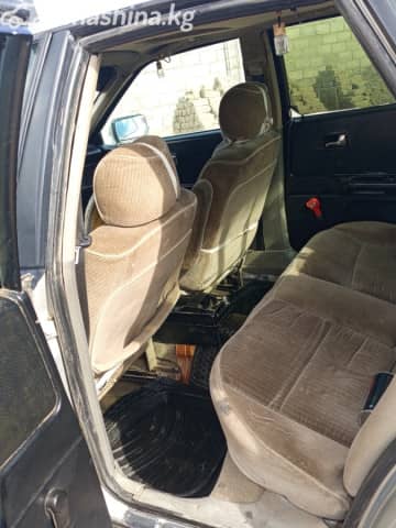 Audi 80 IV (B3) 2.0 MT