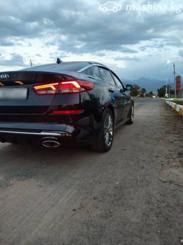 Kia K5 II 2.0 AT