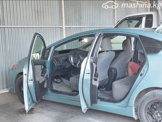 Toyota Prius III Рестайлинг (XW30) Plug-in Hybrid 1.8hyb AT