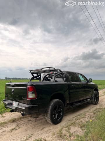 RAM 1500 V Quad Cab 5.7 AT 4WD