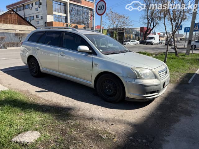 Toyota Avensis II 2.2d MT
