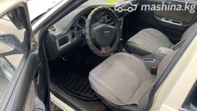 Daewoo Nexia I Рестайлинг 1.5 MT
