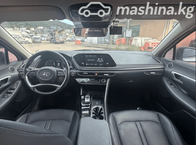 Hyundai Sonata VIII (DN8) 2.0hyb AT