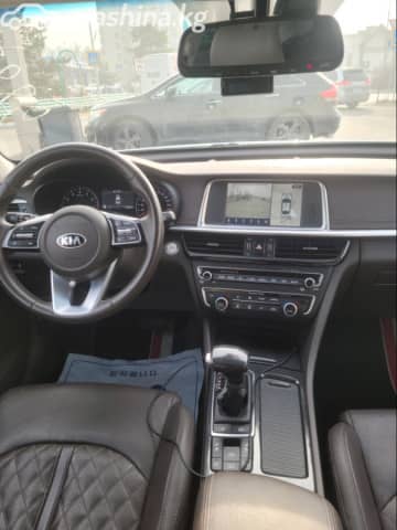 Kia K5 II 2.0 AT