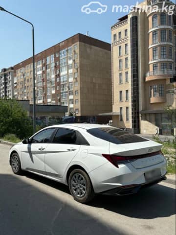 Hyundai Avante VII