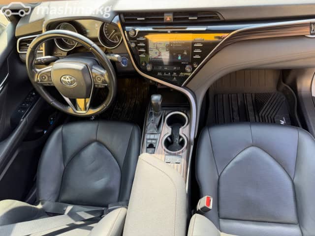 Toyota Camry (Japan) XV70 2.5hyb CVT