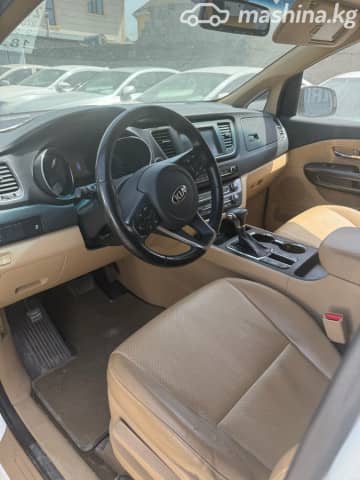 Kia Carnival III 2.2d AT