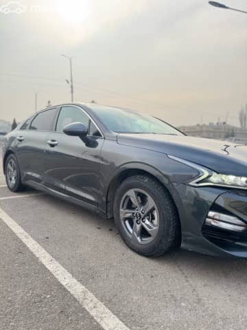 Kia K5 III LPi 2.0 AT