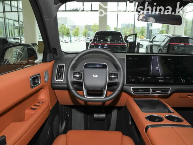 LiXiang L6 1.5hyb AT 4WD