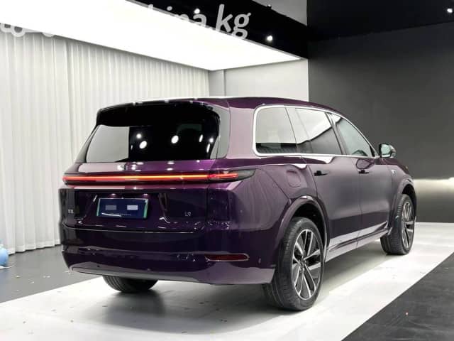 LiXiang L9 Рестайлинг 1.5hyb AT 4WD