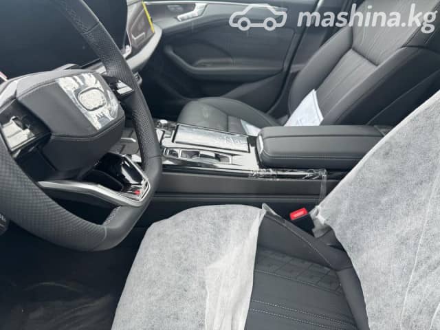 Audi A6 V (C8) Рестайлинг 45 TFSI Long 2.0 AMT 4WD