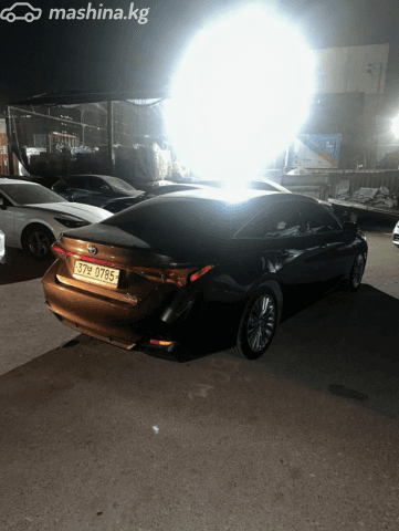 Toyota Avalon V 2.5hyb CVT