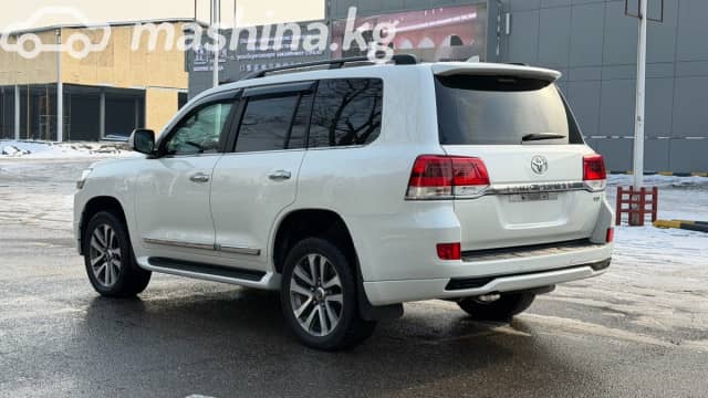Toyota Land Cruiser 200 Series Рестайлинг 2 4.5d AT 4WD