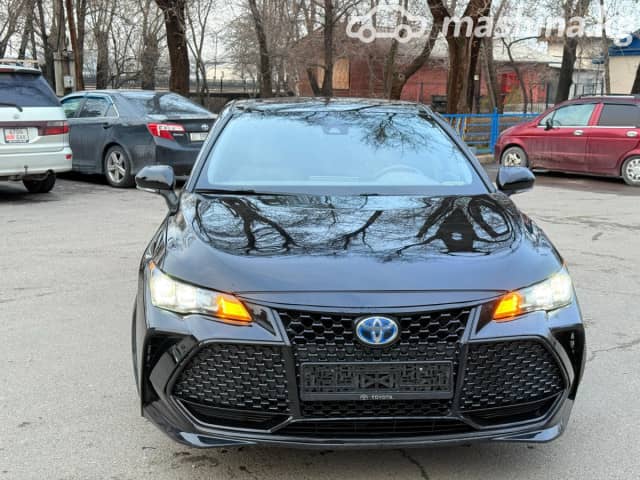 Toyota Avalon V 2.5hyb CVT
