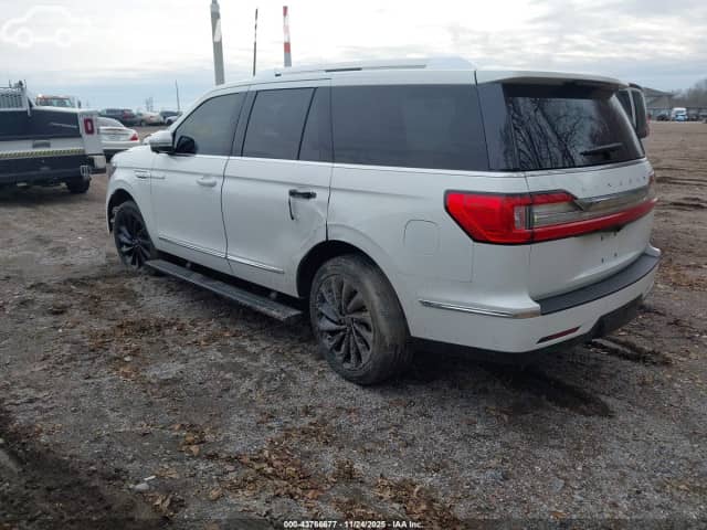 Lincoln Navigator IV L 3.5 AT 4WD