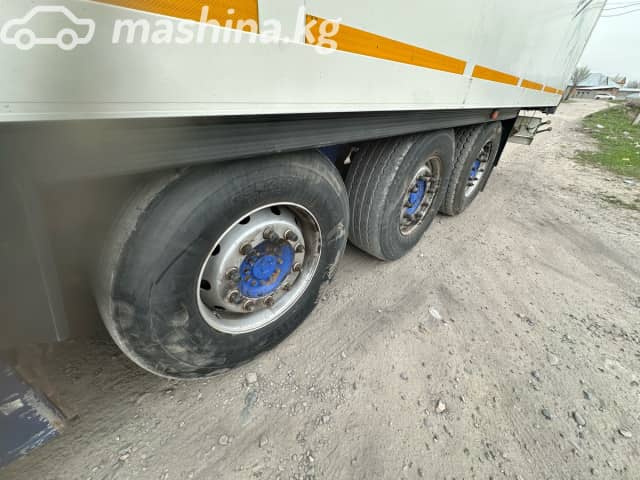 Schmitz Cargobull SKO