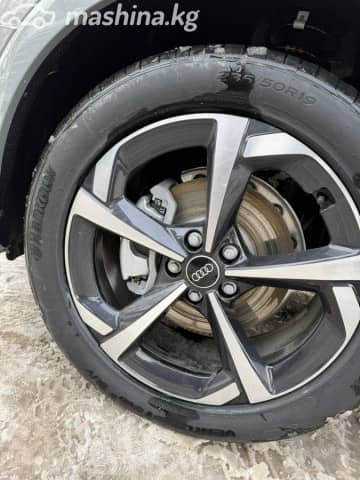 Audi Q3 II (F3) 45 TFSI 2.0 AT 4WD