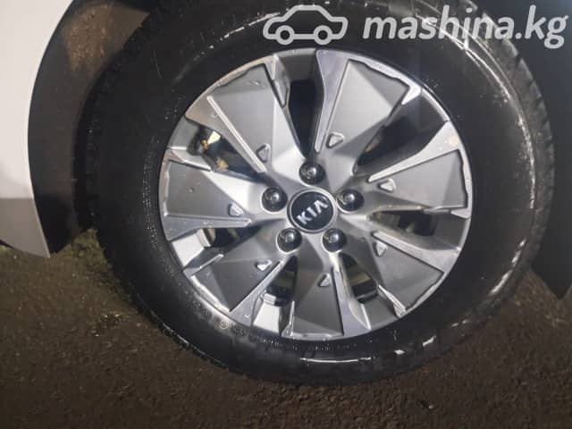 Kia K5 III 2.0hyb AT