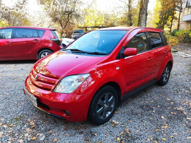 Toyota Ist I 1.3 AT
