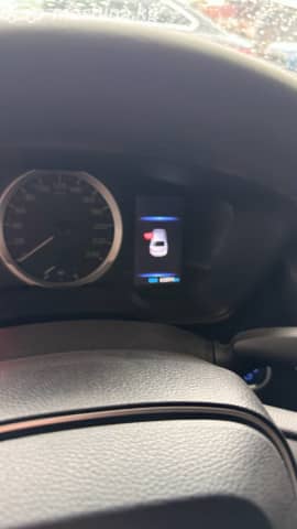 Toyota Corolla XI (E160, E170) Рестайлинг 2 Axio 1.5hyb CVT