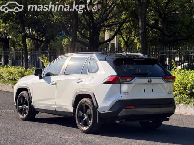 Toyota RAV4 V (XA50) 2.5hyb CVT 4WD