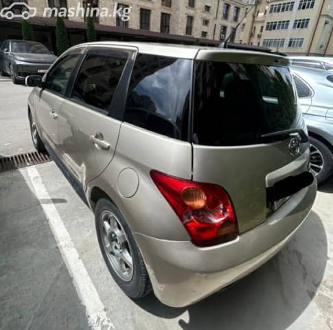 Toyota Ist I 1.3 AT
