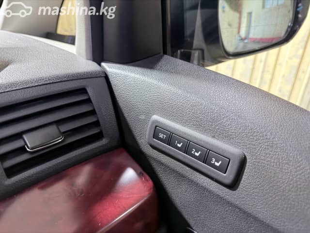 Toyota Alphard II 3.5 AT 4WD