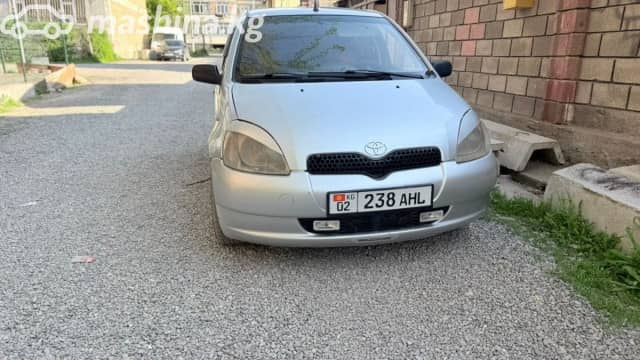 Toyota Yaris I 1.0 MT