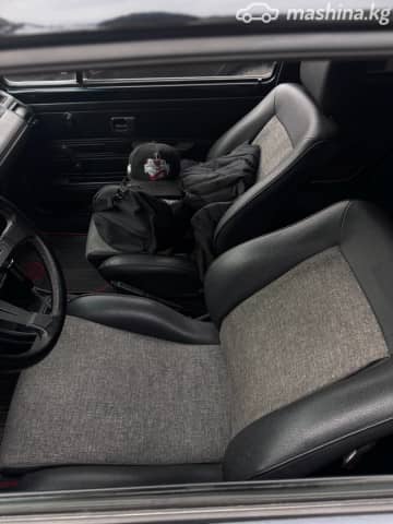 Volkswagen Golf GTI I 1.6 MT