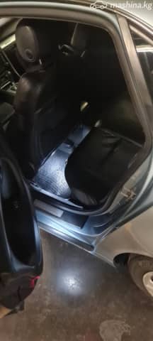 Audi A4 III (B7) 1.8 CVT