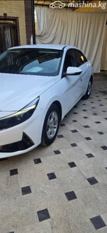 Hyundai Avante VII 1.6 AT
