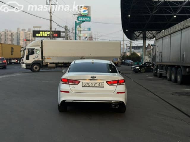 Kia K5 II 2.0 AT