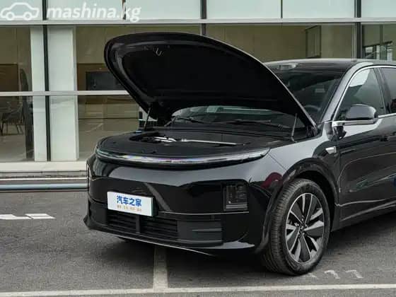 LiXiang L6 1.5hyb AT 4WD