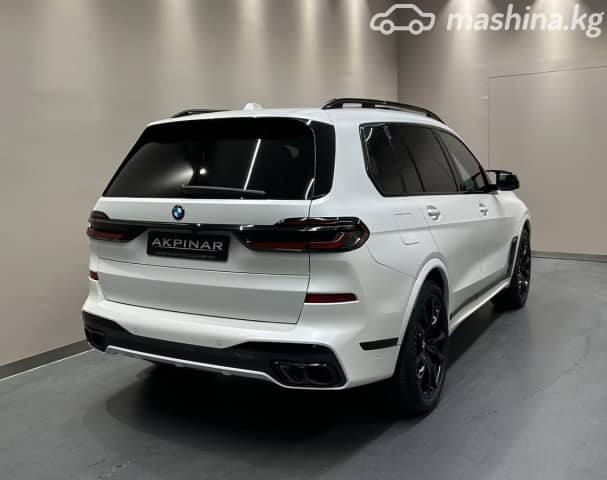 BMW X7 I (G07) Рестайлинг M60i 4.4 AT 4WD