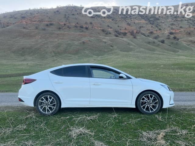 Hyundai Avante VI Рестайлинг 1.6 CVT