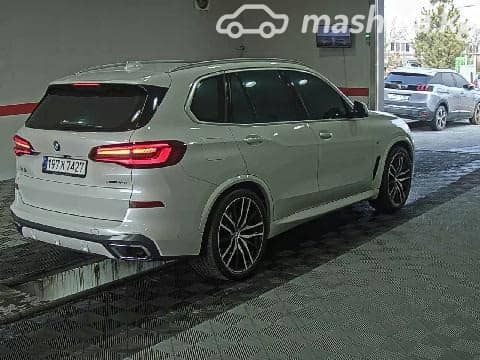 BMW X5 IV (G05/G18) 40i 3.0 AT 4WD