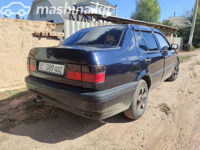 Volkswagen Vento 1.8 MT