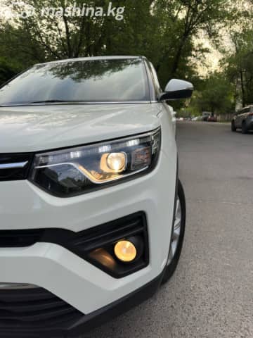 SsangYong Tivoli I Рестайлинг 1.6d AT