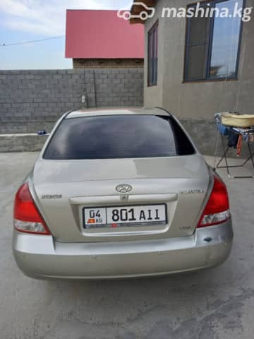 Hyundai Elantra III (XD) 2.0 MT