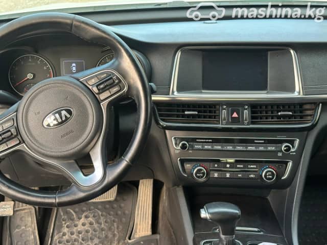 Kia K5 II 2.4 AT