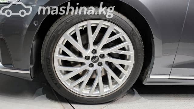 Audi A8 IV (D5) Long 55 TFSI 3.0 AT 4WD